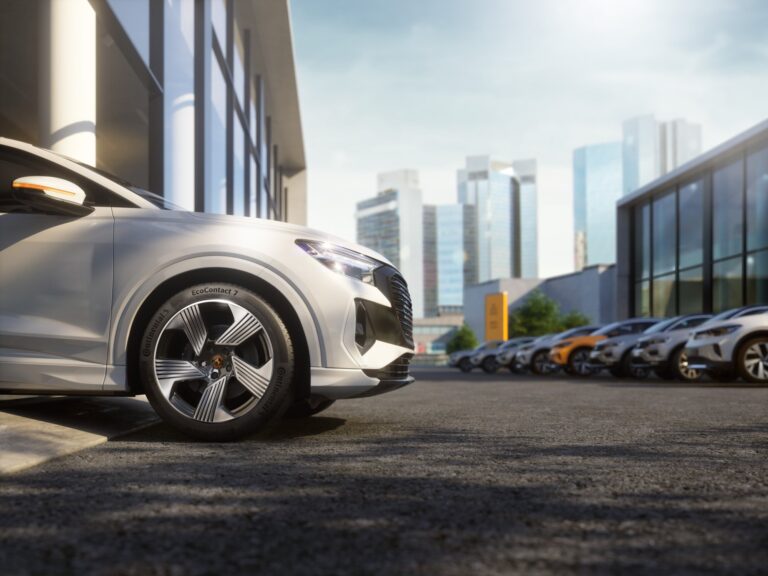 Continental EcoContact 7 für Renault EVs angepasst: Rollwiderstand 35% niedriger als A-Rating des EU-Labels, 30 km zusätzliche Reichweite
