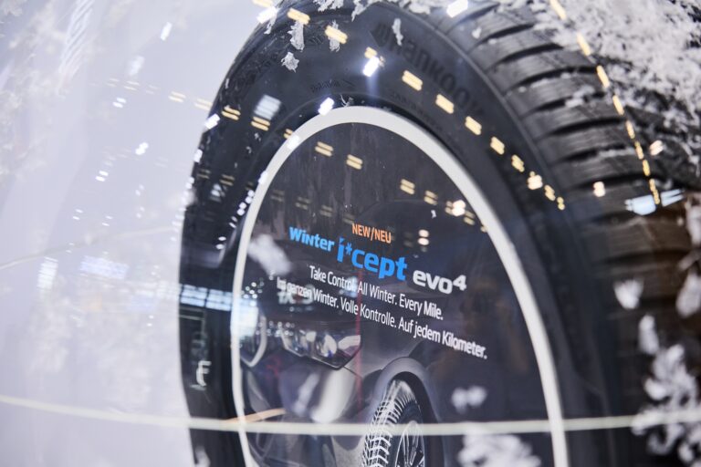 Hankook Winter i*cept evo 4 dominiert den Auto Bild Allrad SUV Winterreifentest